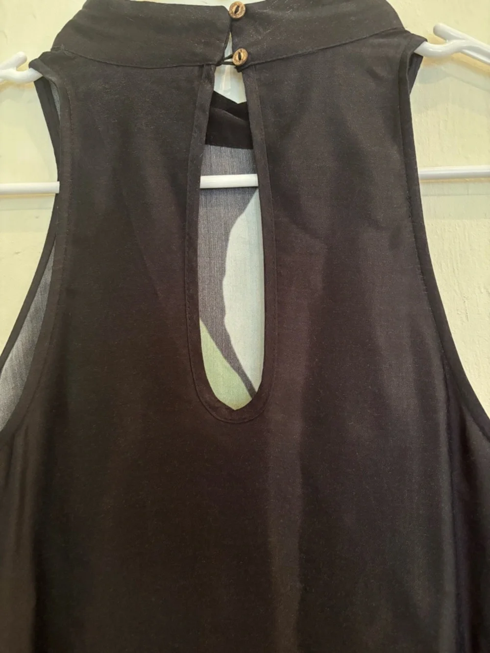 Farm Rio Halter Leaf Maxidress - Picture 12 of 15